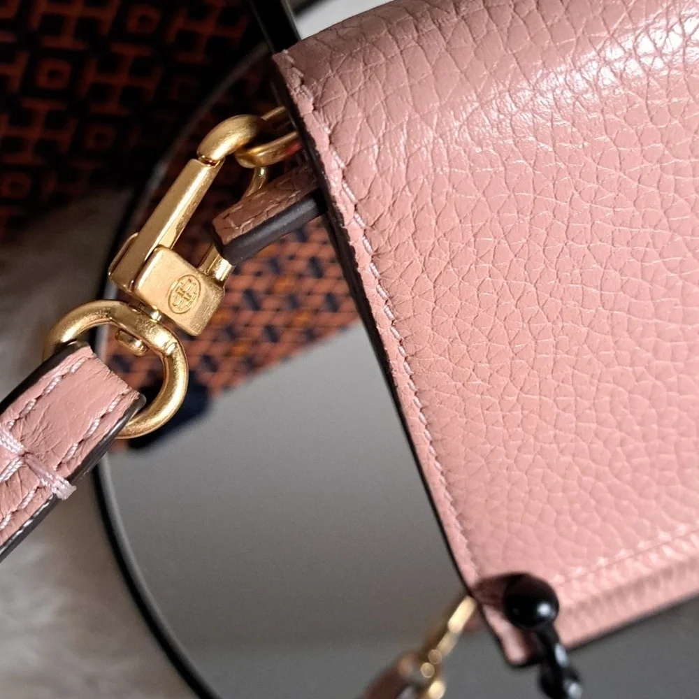 Tory Burch Britten Wallet Wristlet